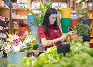 Worskhop bouquet tying